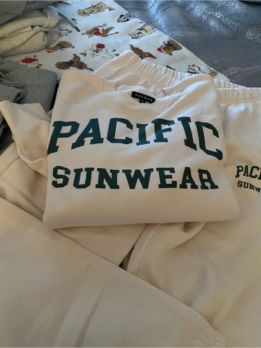 PacSun Cream Sweatshirt with Dark Green Collegiate Logo